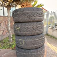Gomme goodyear TESLA model 3 / Y R 18