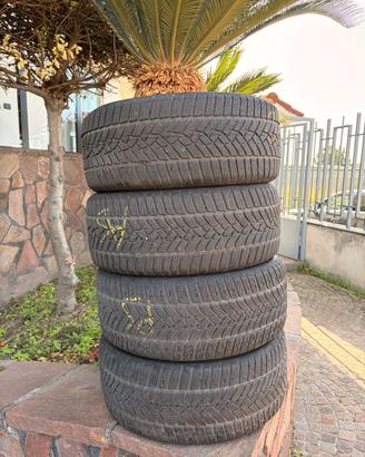 Gomme goodyear TESLA model 3 / Y R 18