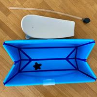Vaschetta Stokke® Flexi Bath® e Supporto per neona