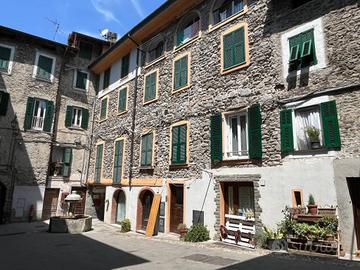 Appartamento di 70 m² con 4 locali a Isolabona