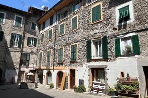 Appartamento di 70 m² con 4 locali a Isolabona