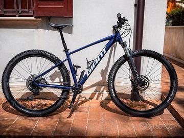 Giant Talon 0 Deore 12v + tubeless + telescopico