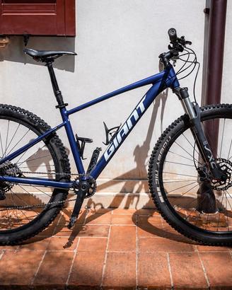 Giant Talon 0 Deore 12v + tubeless + telescopico
