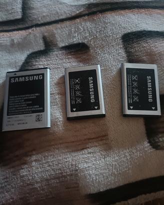 3 batteria Samsung e 2 nokia funzionante 