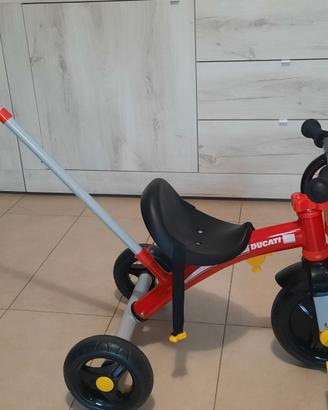 triciclo bimbo Ducati