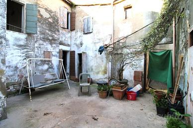 CASA SEMINDIPENDENTE A GAMBETTOLA