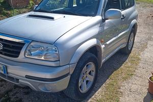Suzuki grand vitara 2.0