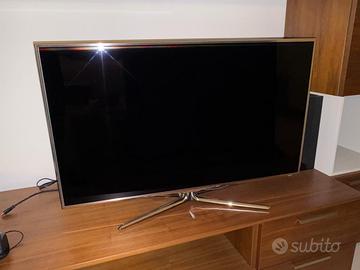 Televisore 40” Samsung UE40D8000
