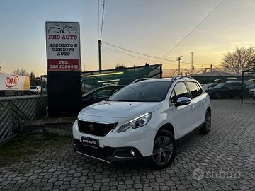 Peugeot 2008 BlueHDi 100 S&S Black Matt