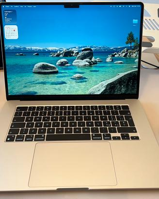 MacBook Air M2 15,3” 8Gb + Magic Mouse nero