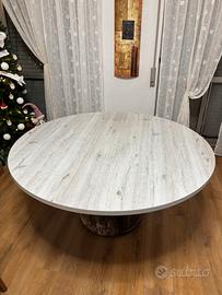 Tavolo rotondo artigianale