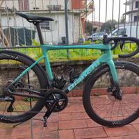 Bianchi Specialissima 2024 PRO Ultegra Di2 tg M