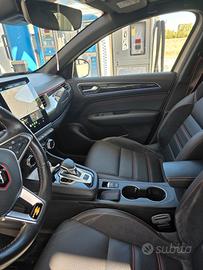 Arkana RS Line Full Hybrid 1.6 145cv + treno gomme