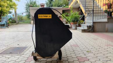 Raspatrice buone condizioni e subito disponibile.