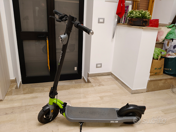 Monopattino argento evo