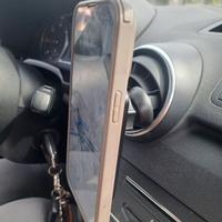 Supporto caricabatterie da auto per iPhone 14 e 15