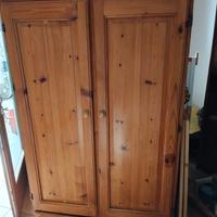 armadio in legno 110*60 h175