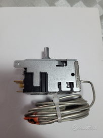 Termostato 077B-3536 per Frigorifero Hotpoint Aris
