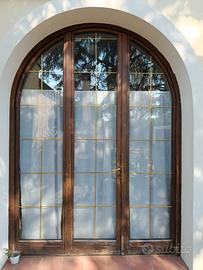 3 serramenti in legno ad arco
