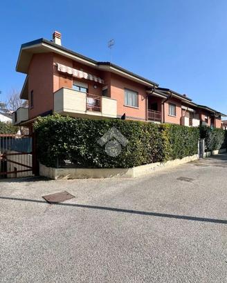 4 LOCALI A RIVOLI