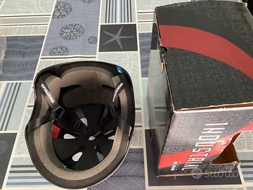 Casco banbino da bici o scate