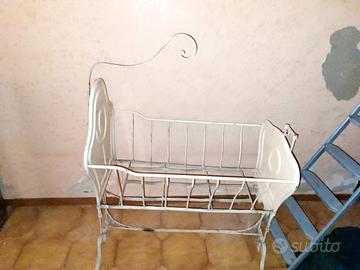 culla in ferro battuto vintage 