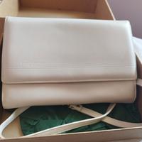 Borsa beige con tracolla 