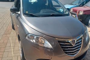 LANCIA YPSILON 1.2 FIRE NEOPATENTATI