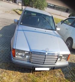 MERCEDES-BENZ E 250 TURBOIESEL