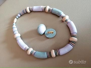 set composto da collana e orecchini di bigiotteria
