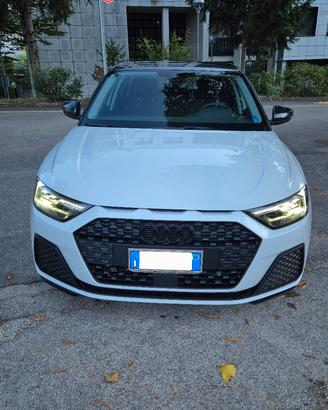 Audi A1 Sportback 25 TFSI Identity Black