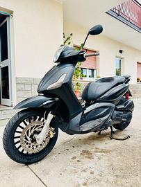 Piaggio Beverly 300
