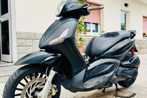 Piaggio Beverly 300