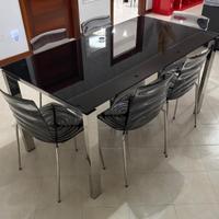 Tavolo e sedie calligaris