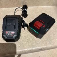 Batteria 4Ah carica batterie Parkside + Faro led