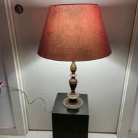 lampada da tavolo anni 50 in ottone massiccio