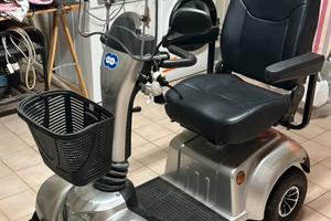 Scooter elettrico per anziani