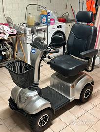 Scooter elettrico per anziani