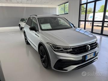 Volkswagen Tiguan 2.0 tdi R-Line 150cv dsg