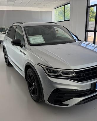 Volkswagen Tiguan 2.0 tdi R-Line 150cv dsg