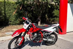 SWM RS 125 2024