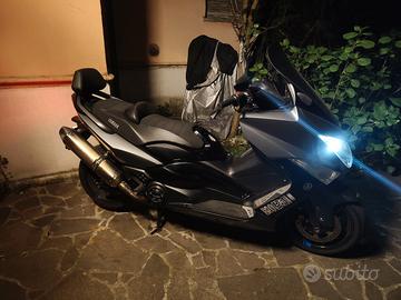 Tmax 500 2008