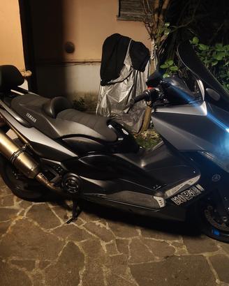 Tmax 500 2008
