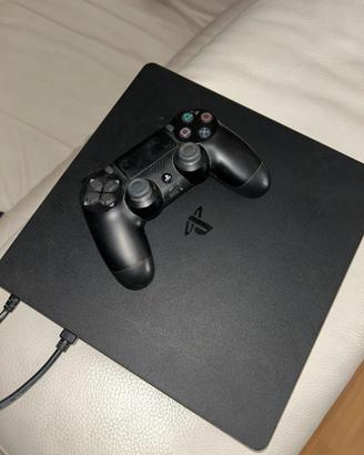 PS4 Slim + Controller Originale - Ottime Condizion