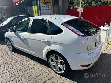 Focus II 2010 5p 2.0 tdci Titanium dpf