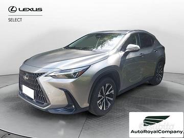 Lexus NX Hybrid Premium 4WD MY22