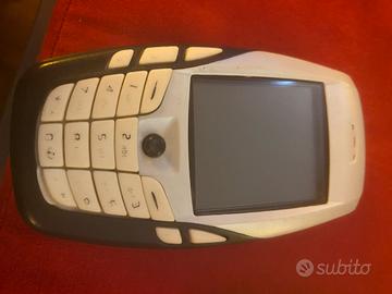 Cellulari vintage. Nokia e Ferrari