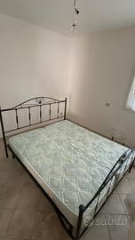 Letto matrimoniale  ferro battuto