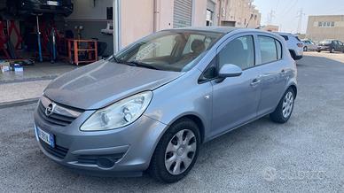 Opel Corsa 1.2 5 porte Enjoy benzina e gas