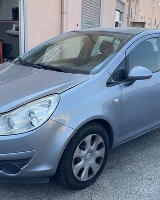 Opel Corsa 1.2 5 porte Enjoy benzina e gas